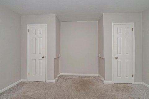 Condo in Vero Beach, Florida, 2 bedrooms  № 2188475 - photo 24