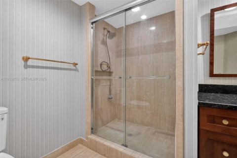 Condo in Aventura, Florida, 2 bedrooms  № 1992156 - photo 29