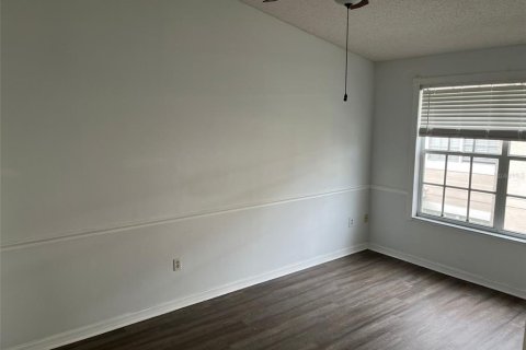Adosado en venta en Brandon, Florida, 2 dormitorios, 107.67 m2 № 1918636 - foto 18