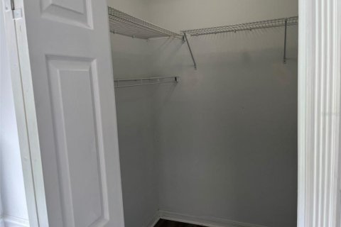 Adosado en venta en Brandon, Florida, 2 dormitorios, 107.67 m2 № 1918636 - foto 12