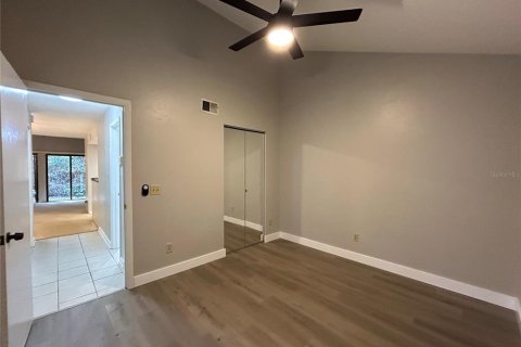 Condo in Gainesville, Florida, 2 bedrooms  № 1910516 - photo 5