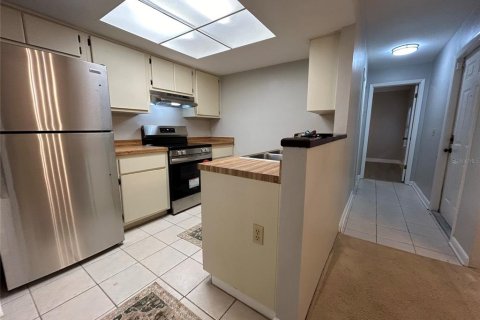 Condo in Gainesville, Florida, 2 bedrooms  № 1910516 - photo 7