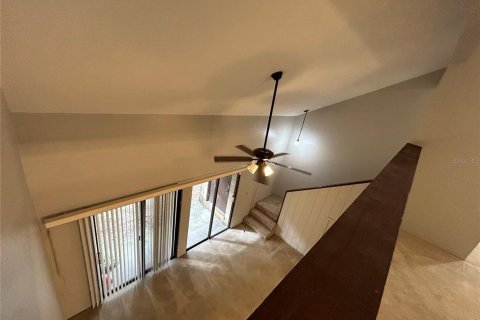Condo in Gainesville, Florida, 2 bedrooms  № 1910516 - photo 12
