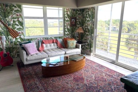 Condominio en alquiler en Pompano Beach, Florida, 3 dormitorios, 139.35 m2 № 1992009 - foto 13