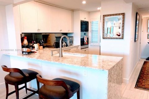 Condominio en alquiler en Pompano Beach, Florida, 3 dormitorios, 139.35 m2 № 1992009 - foto 3