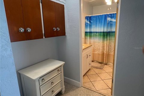 Villa ou maison à louer à Saint Petersburg, Floride: 3 chambres, 143.44 m2 № 2344680 - photo 8