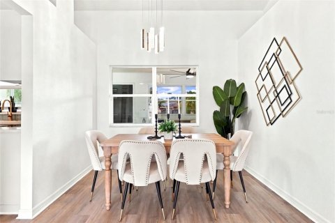Villa ou maison à vendre à North Port, Floride: 3 chambres, 170.66 m2 № 2388558 - photo 7
