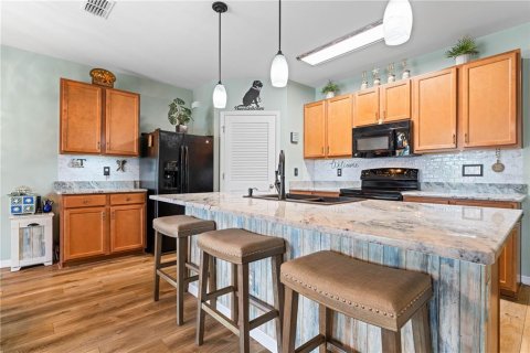 House in Punta Gorda, Florida 4 bedrooms, 171.5 sq.m. № 1883475 - photo 6