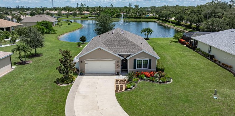 House in Punta Gorda, Florida 4 bedrooms, 171.5 sq.m. № 1883475