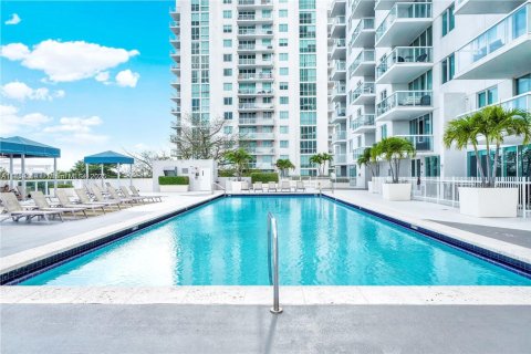Condo in Miami, Florida, 2 bedrooms  № 1887677 - photo 25