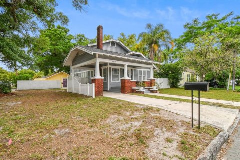 Villa ou maison à louer à Tampa, Floride: 5 chambres, 190.64 m2 № 2214683 - photo 5
