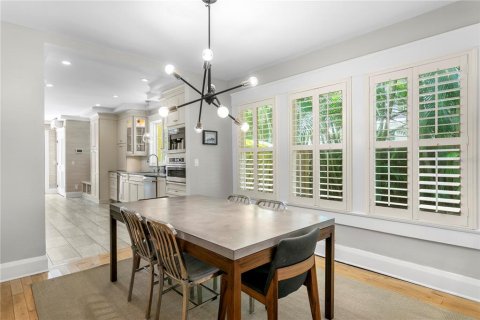Villa ou maison à vendre à Tampa, Floride: 6 chambres, 300.63 m2 № 1893681 - photo 12