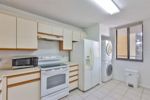Copropriété à vendre à Tampa, Floride: 3 chambres, 120.31 m2 № 1913512 - photo 10