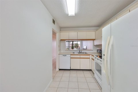 Copropriété à vendre à Tampa, Floride: 3 chambres, 120.31 m2 № 1913512 - photo 14