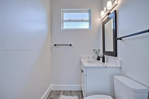 Casa en venta en Sebring, Florida, 3 dormitorios, 207.17 m2 № 1939527 - foto 9