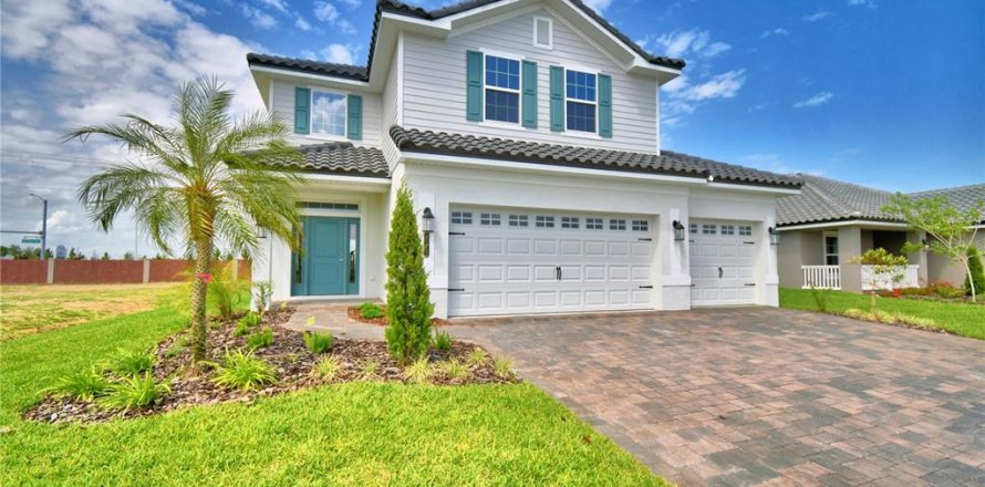 House in Auburndale, Florida 4 bedrooms, 223.43 sq.m. № 1751131