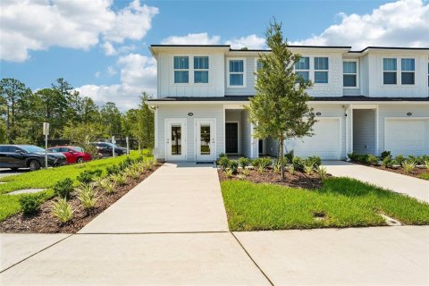 Adosado en Jacksonville, Florida 4 dormitorios, 144.65 m2 № 2232094