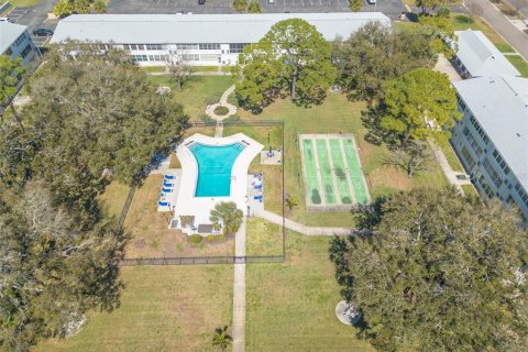 Condo in Saint Petersburg, Florida, 1 bedroom № 2141954 - photo 28