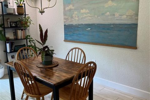 Adosado en alquiler en Inverness, Florida, 2 dormitorios, 161.74 m2 № 1780593 - foto 3