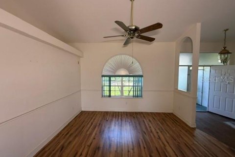 House in Sebring, Florida 3 bedrooms, 167.97 sq.m. № 2391560 - photo 3