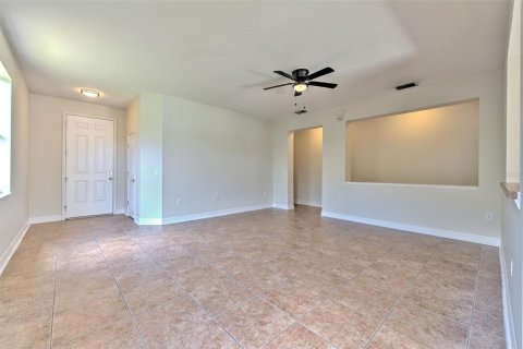 House in Riverview, Florida 3 bedrooms, 157.1 sq.m. № 2101931 - photo 4