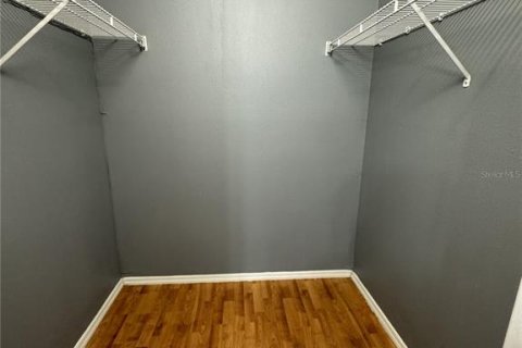 Condo in Orlando, Florida, 2 bedrooms  № 2222138 - photo 14