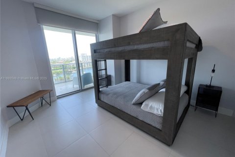 Condo in North Miami Beach, Florida, 3 bedrooms  № 1888868 - photo 25