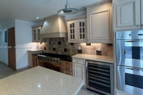 Снять в аренду виллу или дом в Холливуд, Флорида 3 спальни, 188.31м2, № 2028167 - фото 10