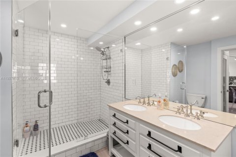 Купить кондоминиум в Майами-Бич, Флорида 1 спальня, 78.5м2, № 1986311 - фото 4