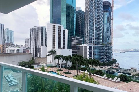 Condominio en alquiler en Miami, Florida, 2 dormitorios, 103.12 m2 № 1930497 - foto 15