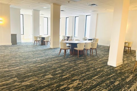 Condominio en venta en Miami Beach, Florida, 2 dormitorios, 150.69 m2 № 2035228 - foto 23