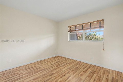 Купить кондоминиум в Пайнкрест, Флорида 2 спальни, 83.61м2, № 2176473 - фото 14