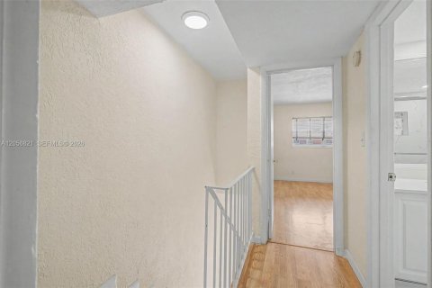 Купить кондоминиум в Пайнкрест, Флорида 2 спальни, 83.61м2, № 2176473 - фото 18