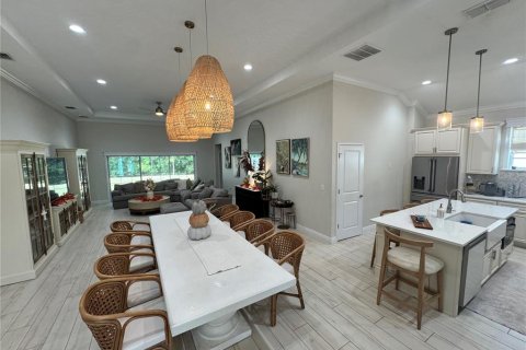 Casa en venta en Oxford, Florida, 4 dormitorios, 203.55 m2 № 2404943 - foto 2