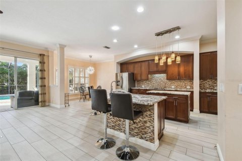 House in Tampa, Florida 5 bedrooms, 380.53 sq.m. № 1420409 - photo 17