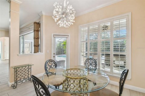 House in Tampa, Florida 5 bedrooms, 380.53 sq.m. № 1420409 - photo 29