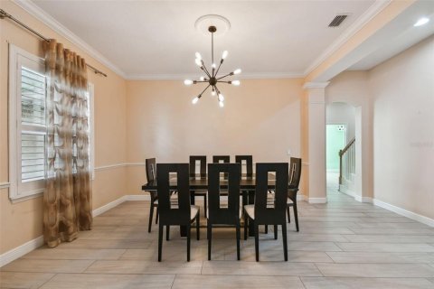House in Tampa, Florida 5 bedrooms, 380.53 sq.m. № 1420409 - photo 13