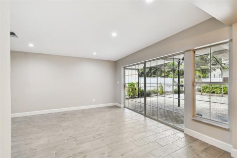 Casa en venta en Tampa, Florida, 3 dormitorios, 184.32 m2 № 1796547 - foto 27