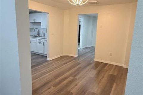 Casa en venta en Spring Hill, Florida, 3 dormitorios, 113.15 m2 № 2218258 - foto 30