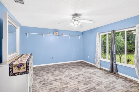 Villa ou maison à vendre à Kissimmee, Floride: 5 chambres, 295.15 m2 № 2329355 - photo 13