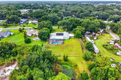 Villa ou maison à vendre à Kissimmee, Floride: 5 chambres, 295.15 m2 № 2329355 - photo 26