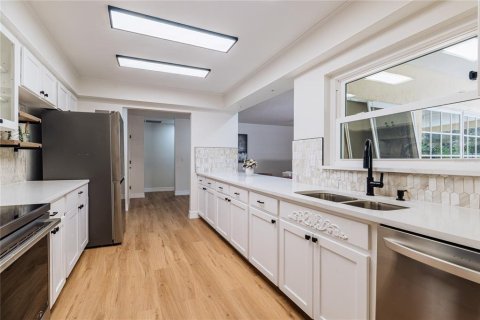 Villa ou maison à vendre à Lakeland, Floride: 5 chambres, 243.59 m2 № 2285171 - photo 10