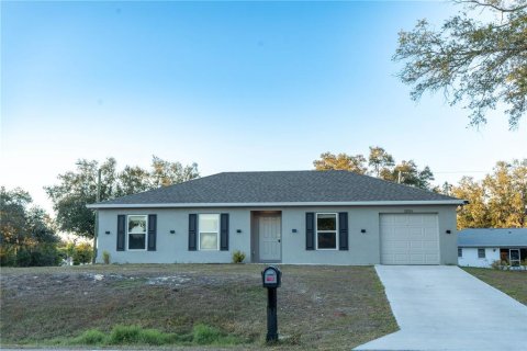 Casa en Port Charlotte, Florida 3 dormitorios, 114.55 m2 № 2130442