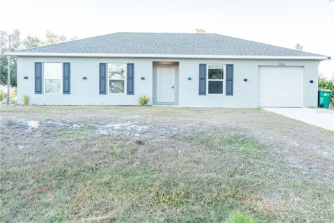 House in Port Charlotte, Florida 3 bedrooms, 114.55 sq.m. № 2130442 - photo 17
