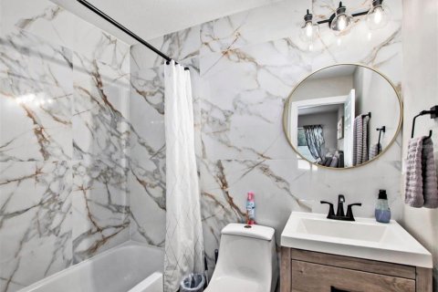 Condo in Tampa, Florida, 3 rooms  № 1816258 - photo 2
