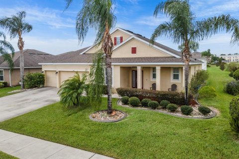 House in Apopka, Florida 4 bedrooms, 256.78 sq.m. № 1899278 - photo 4