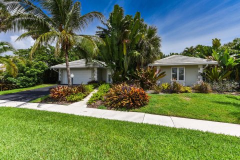 Casa en alquiler en Boca Raton, Florida, 2 dormitorios, 168.43 m2 № 1231360 - foto 1