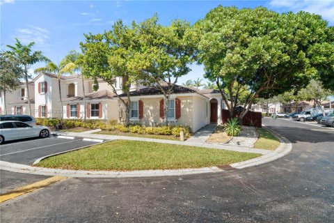 Таунхаус в Хомстед, Флорида 3 спальни, 120.77м2 № 2028394