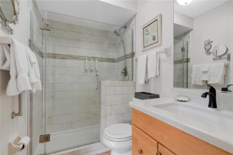 Condo in New Smyrna Beach, Florida, 2 bedrooms  № 2149627 - photo 26