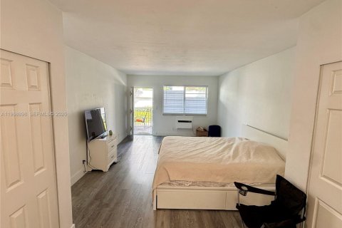 Copropriété à louer à Miami Beach, Floride: 37.16 m2 № 2030664 - photo 6